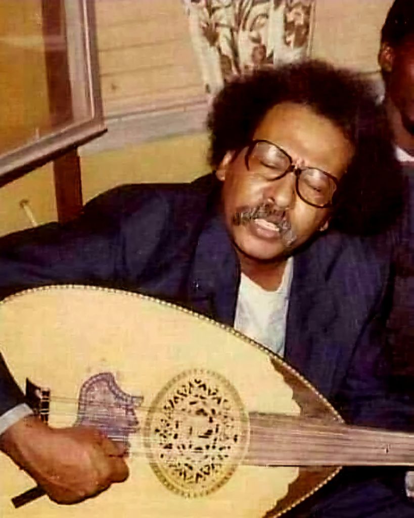مصطفى سيد أحمد .. سودانيون في سطور