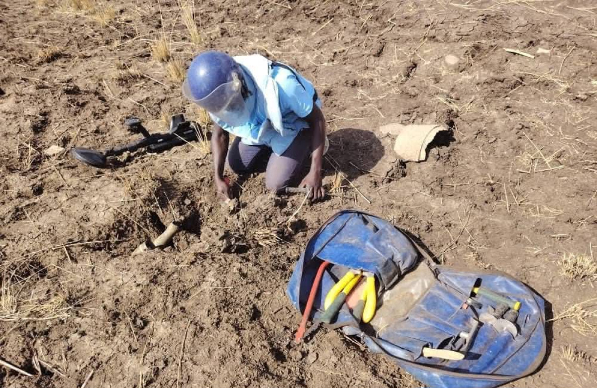 إزالة 250 جسما حربيا خطرا في السودان