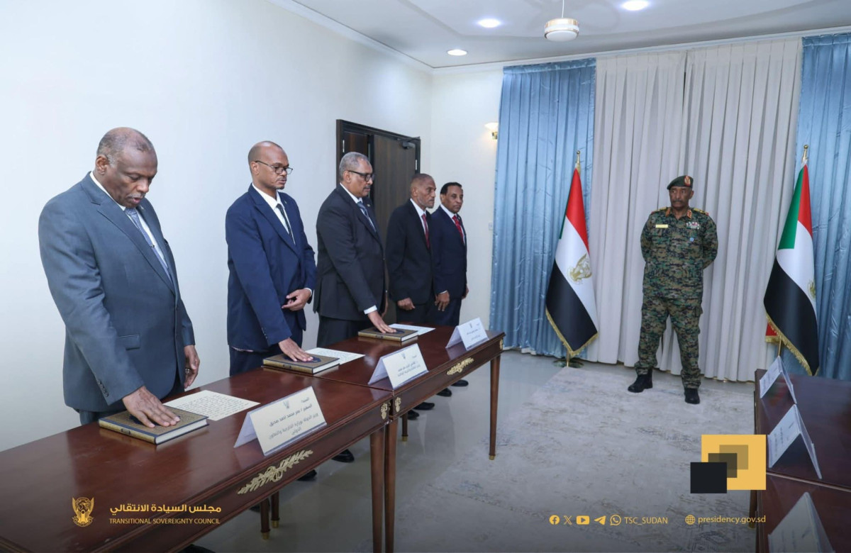 وزراء جدد يؤدون القسم في السودان و تعهدات بمواجهة تحديات المرحلة