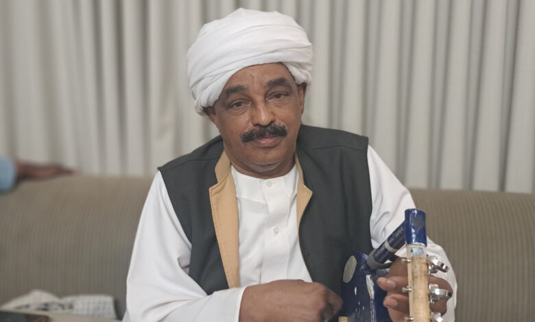 عادل عثمان الطيب يطل من جديد عبر تسجيلات فنية مرتقبة