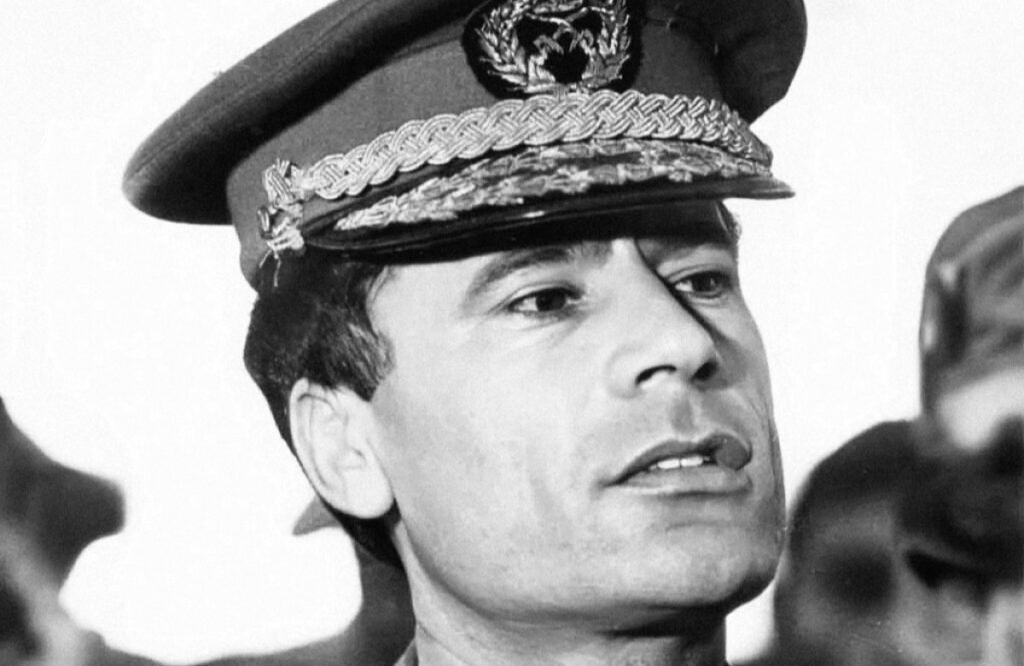 الاستقطاب القبلي