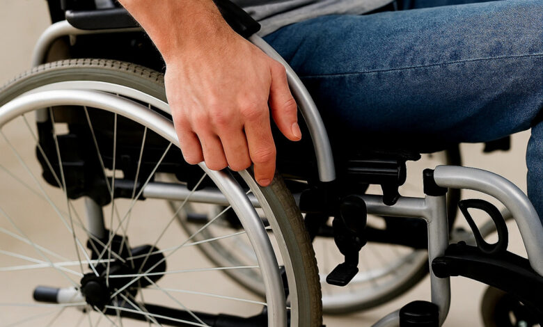 الأشخاص ذوي الإعاقة